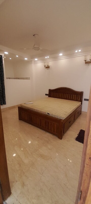 1 RK Builder Floor For Rent in Chittaranjan Park