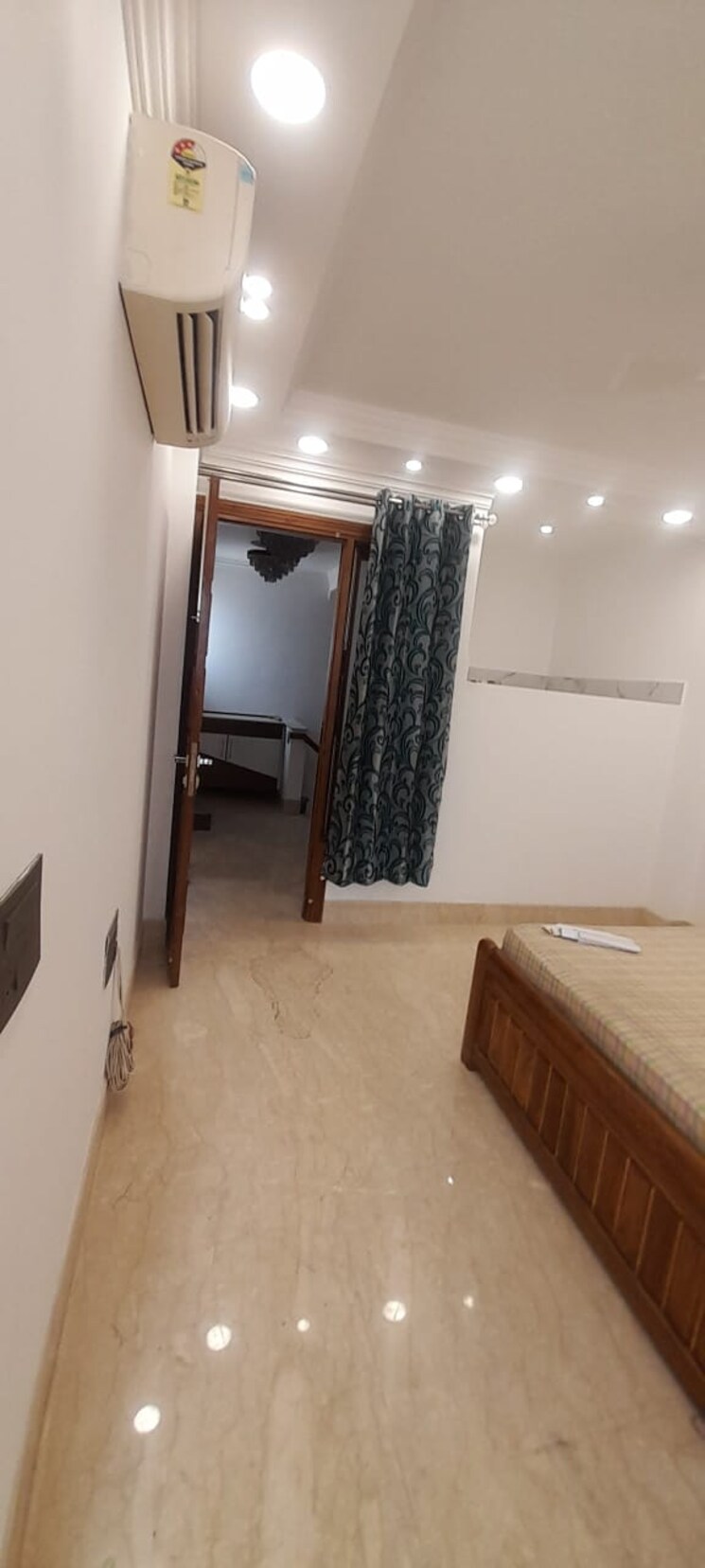 Room, chittaranjan park 1 RK 12000 Sq.Ft. Builder Floor In Chittaranjan Park Delhi 8649316