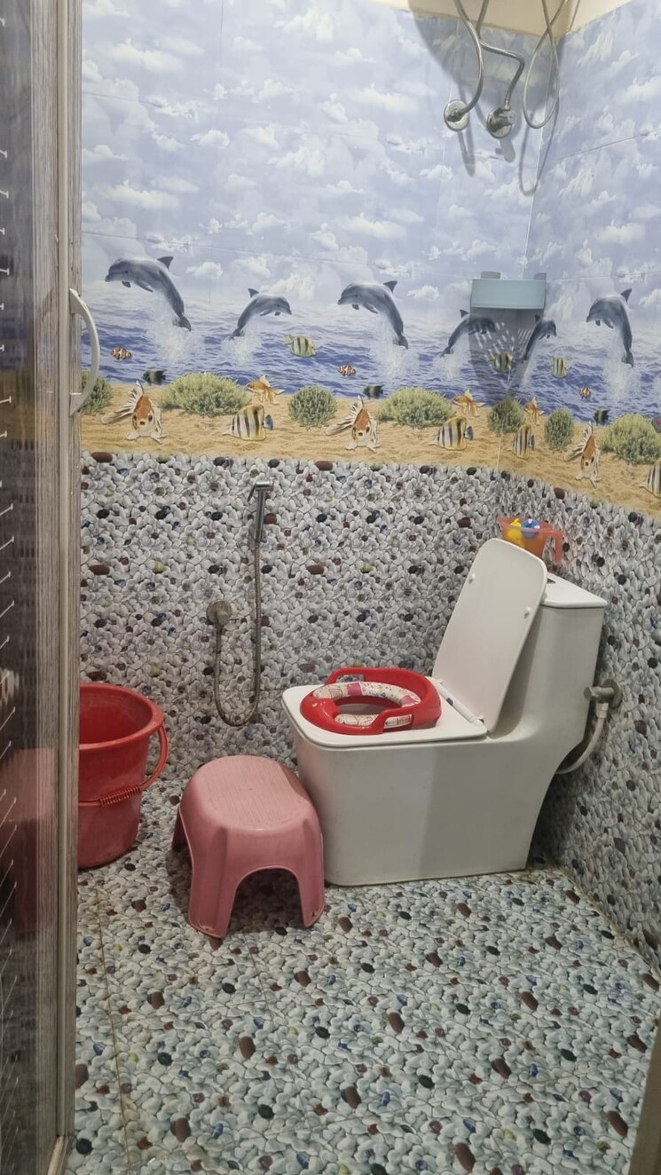 Bathroom, frazer town 5 Bedroom 4500 Sq.Ft. Independent House In Frazer Town Bangalore 8649309