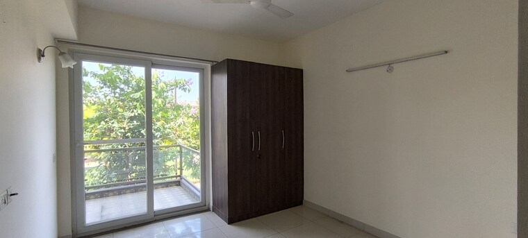 Room, bptp-amstoria 3 Bedroom 2229 Sq.Ft. Builder Floor In Sector 102 Gurgaon 8649389