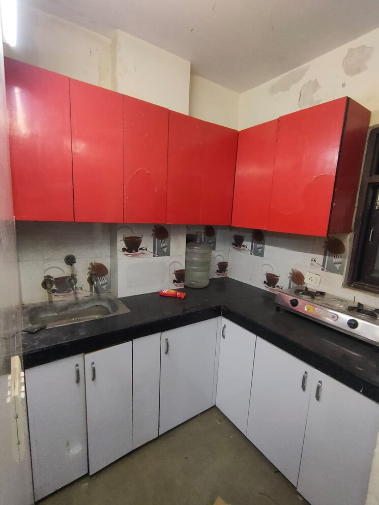 Kitchen, uttam nagar 1 Bedroom 50 Sq.Yd. Apartment In Uttam Nagar Delhi 8649323
