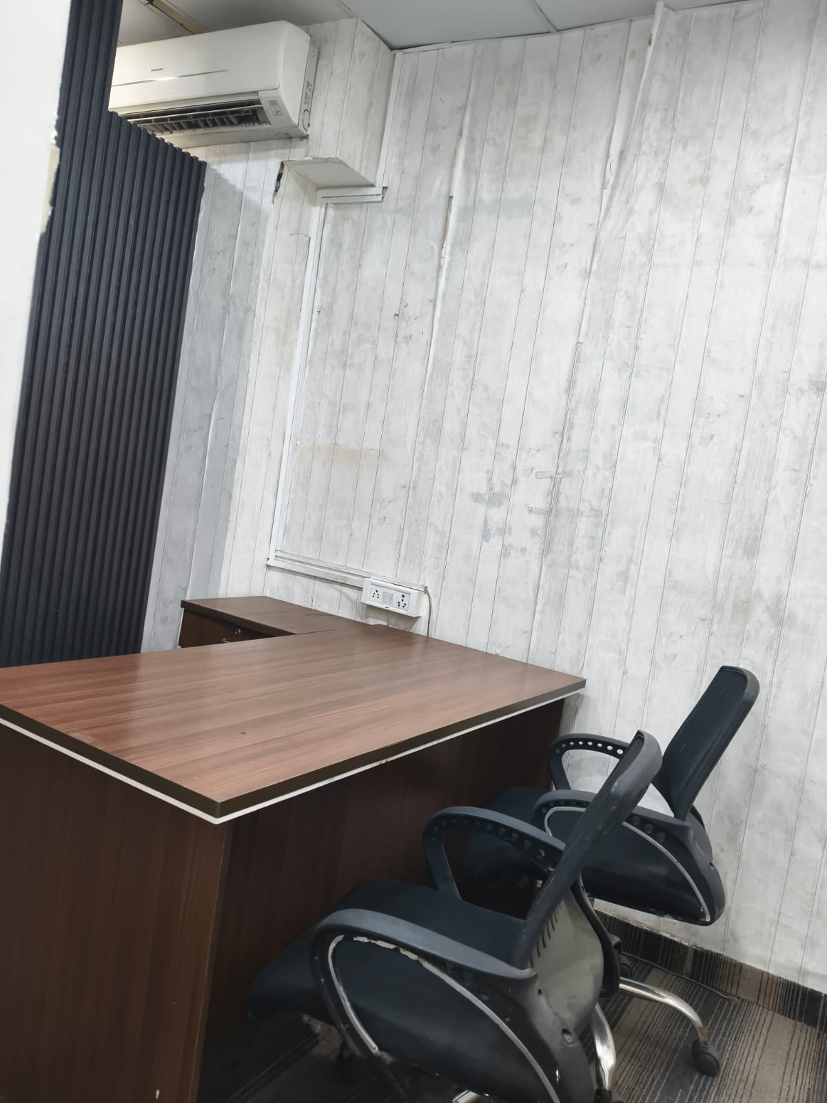 Office Space For Rent in Laxmi Property 