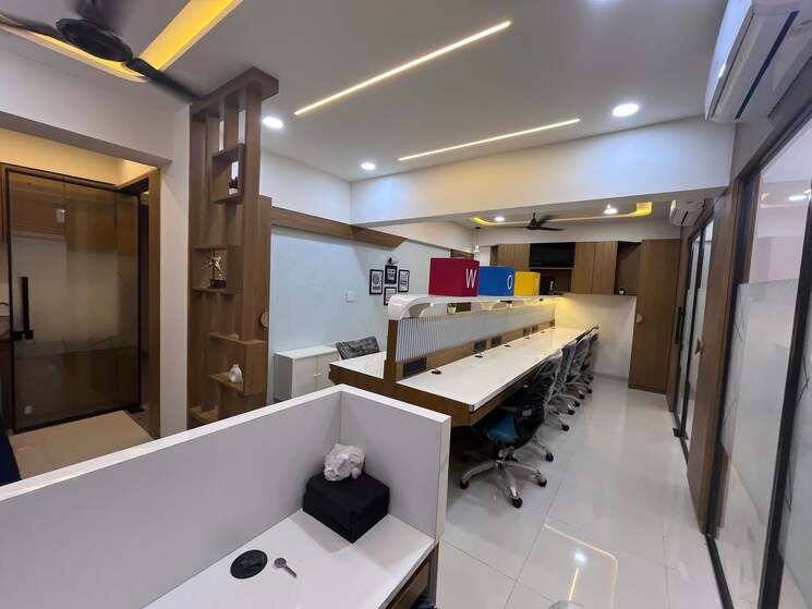 Team Area, shyamal Commercial Office Space 1010 Sq.Ft. In Shyamal Ahmedabad 8649443
