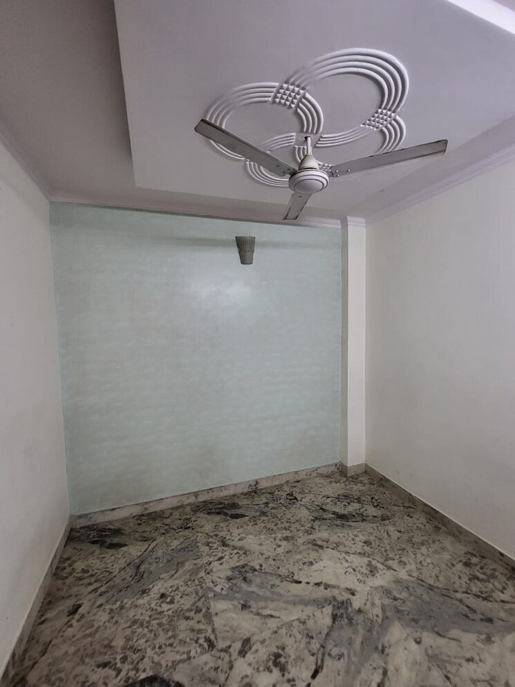 Bedroom, govindpuri 1.5 Bedroom 40 Sq.Yd. Builder Floor In Govindpuri Delhi 8649588