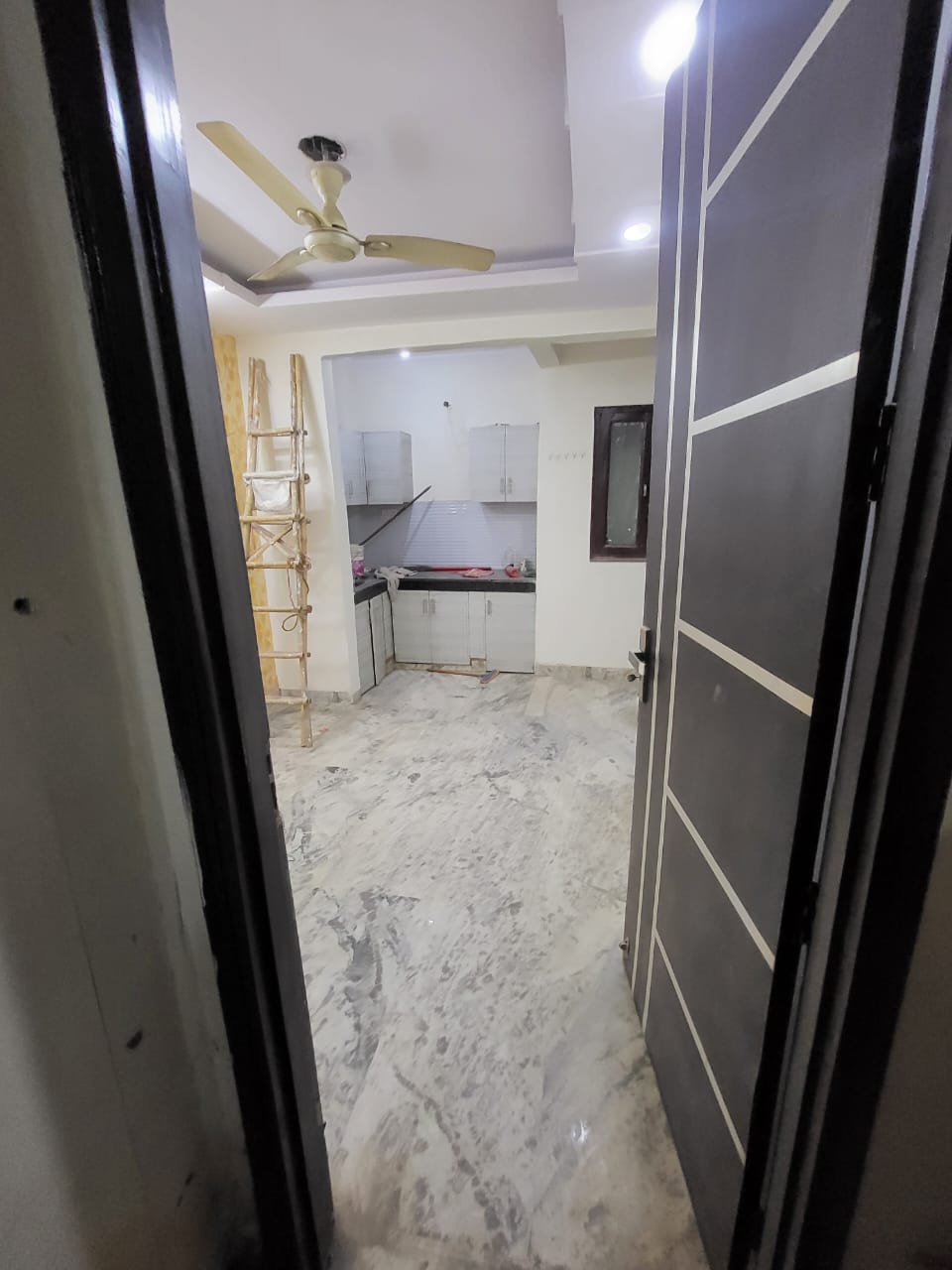 1.5 BHK Builder Floor For Sale in Govindpuri