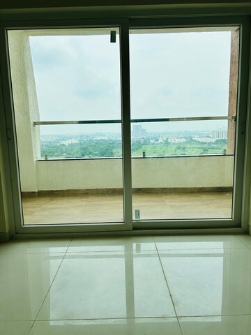 Room in 3 BHK Apartment at Honer Aquantis, Gopanpally – for Sale