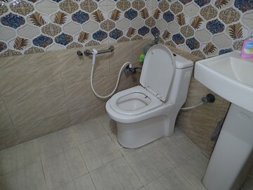 Bathroom in 4 BHK Apartment at Aditya Mega City, Vaibhav Khand – for Rent