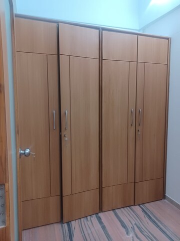 Room in 3 BHK Apartment at Churchgate – for Sale