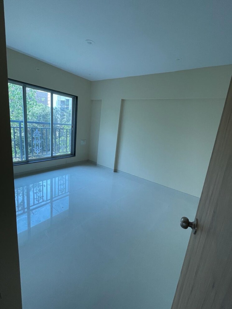 Room, vile parle east 2 Bedroom 750 Sq.Ft. Apartment In Vile Parle East Mumbai 8649552