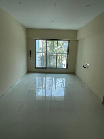 2 BHK Apartment For Rent in Vile Parle East