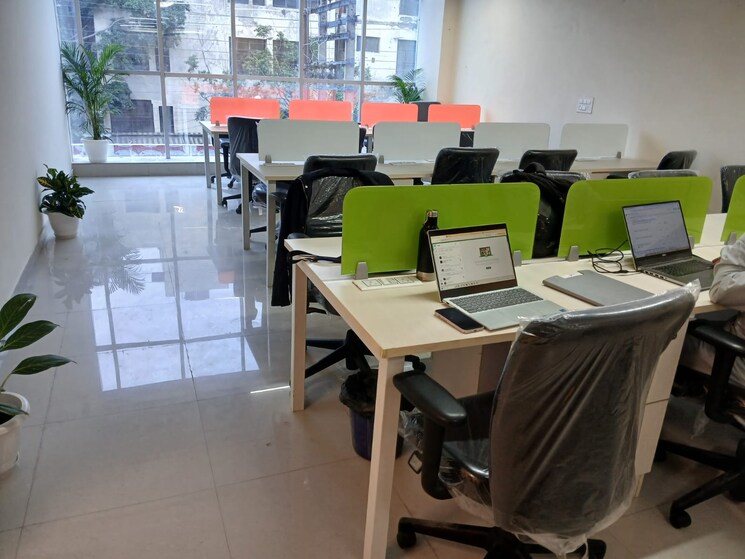 Team Area, sector 3 Commercial Office Space 1000 Sq.Ft. In Sector 3 Noida 8649554