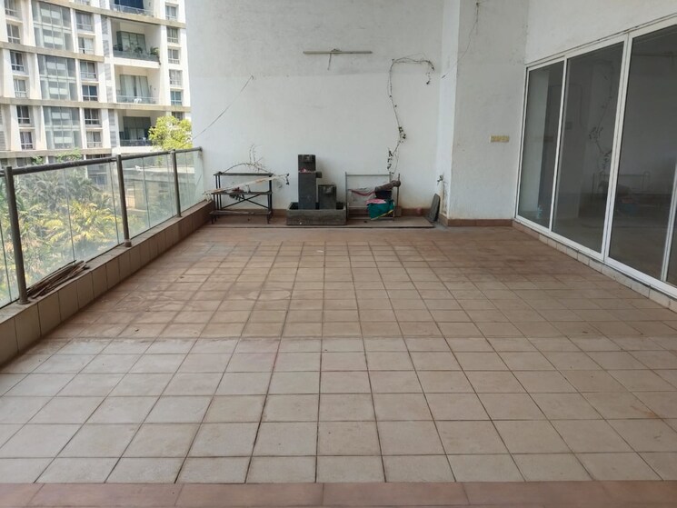  Parking, marvel-isola 4 Bedroom 4260 Sq.Ft. Apartment In Mohammadwadi Pune 8649561