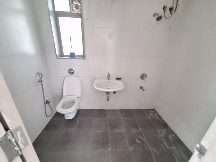 Bathroom, lodha-casa-rio-gold 2.5 Bedroom 1170 Sq.Ft. Apartment In Dombivli East Thane 8649615