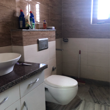 Attached Bathroom in 3.5 BHK Builder Floor at Sector 21 – for Rent