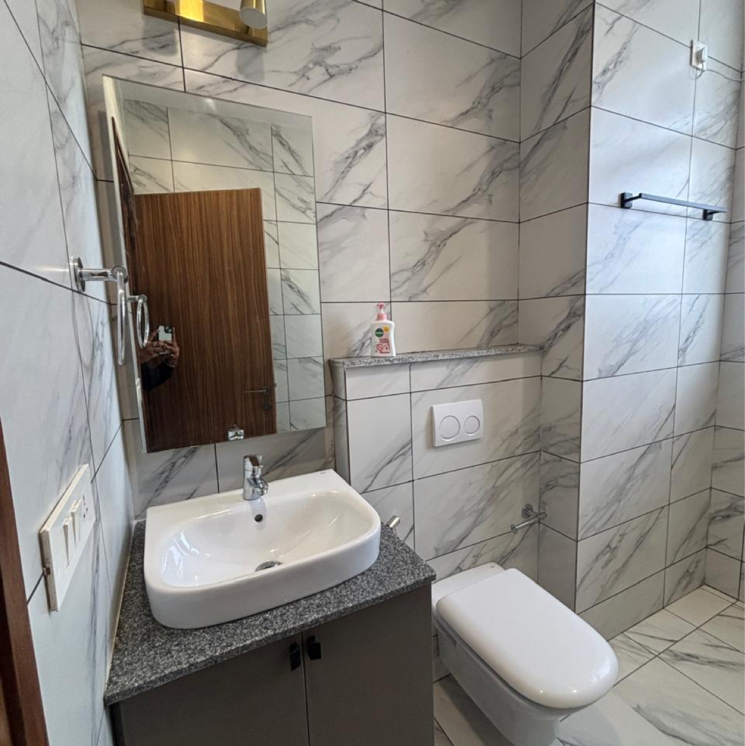 Bathroom, emaar-palm-terraces-select 4 Bedroom 2410 Sq.Ft. Apartment In Sector 66 Gurgaon 8649695