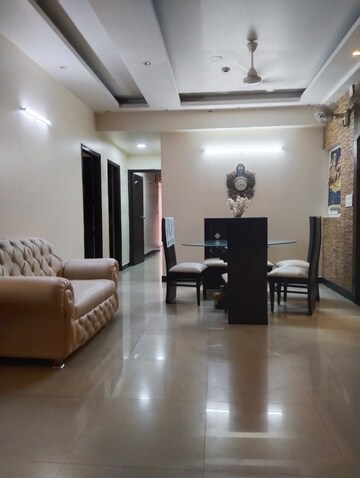 3 BHK Apartment For Rent in Saya Gold Avenue, Vaibhav Khand