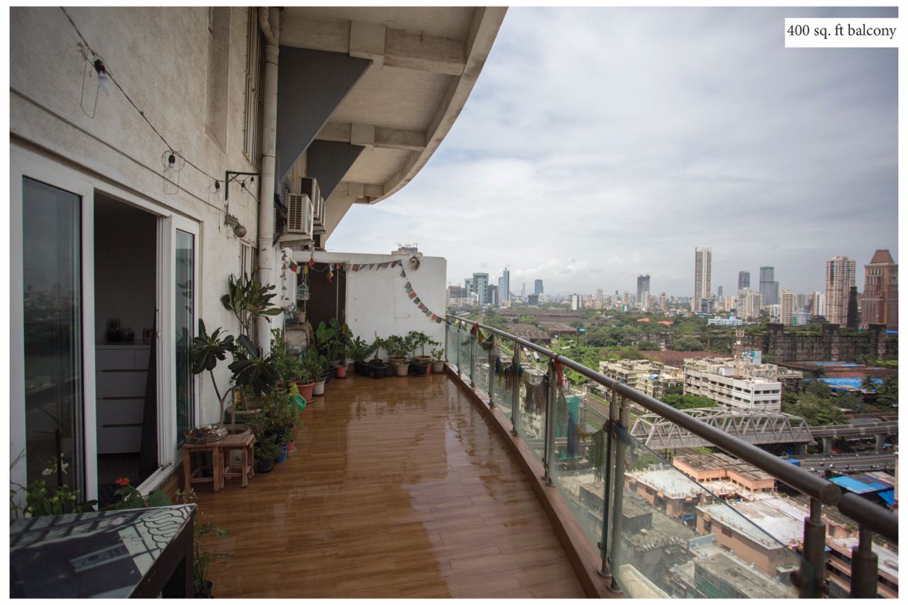 2 BHK + Servant Room Apartment For Rent in Mermit Tower