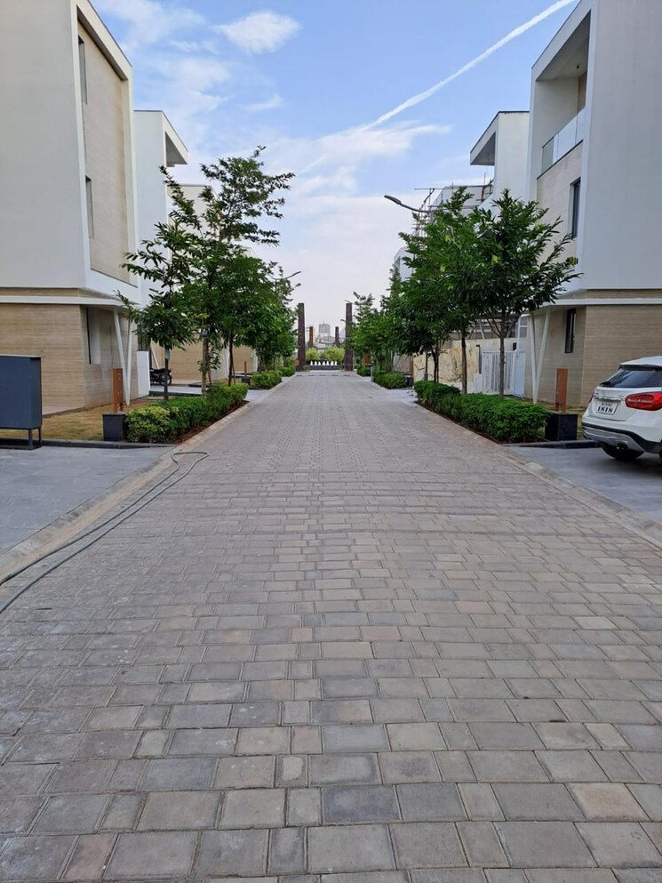 Balcony, vessella-woods 4 Bedroom 3244 Sq.Ft. Villa In Serilingampally Hyderabad 8649697