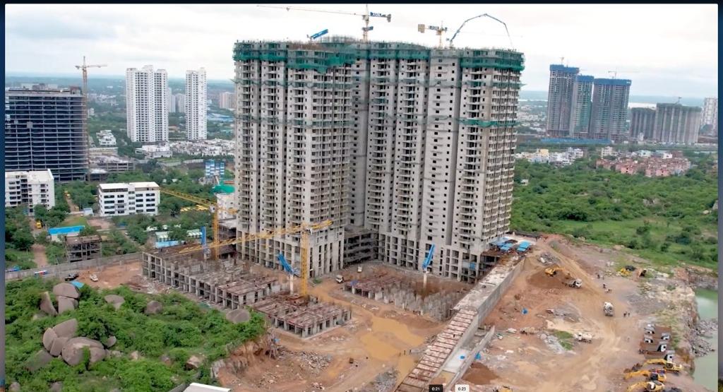 3 BHK 2220 Sq.Ft. Apartment in ASBL Spectra