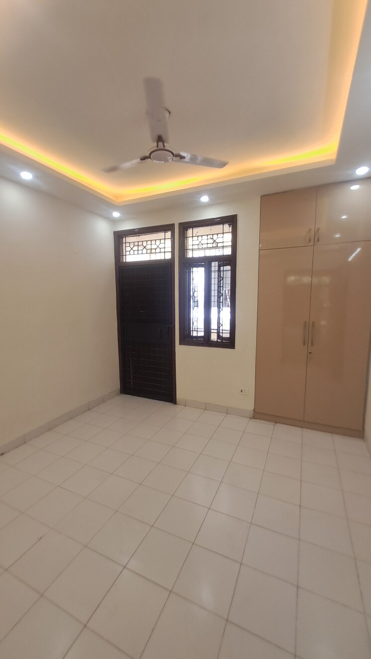 Room, sushant lok ii 2.5 Bedroom 1400 Sq.Ft. Builder Floor In Sushant Lok ii Gurgaon 8649737