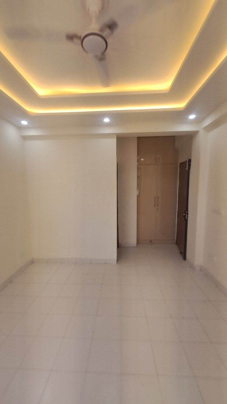 Room, sushant lok ii 2.5 Bedroom 1400 Sq.Ft. Builder Floor In Sushant Lok ii Gurgaon 8649737