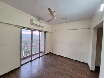 Room in 2 BHK Apartment at Lodha Palava Exotica, Dombivli East – for Rent
