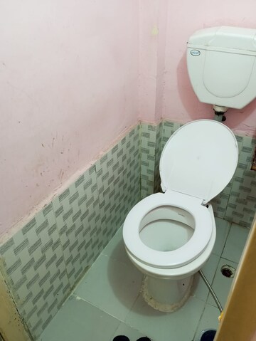 Attached Bathroom in 1 BHK Apartment at Sector 23 Dwarka – for Rent