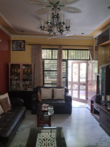 3 BHK Builder Floor For Sale in Sushant Lok ii