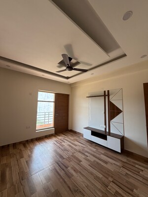 3 BHK Builder Floor For Sale in Sector 85