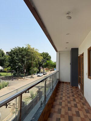 Balcony in 3 BHK Builder Floor at Sector 85 – for Sale