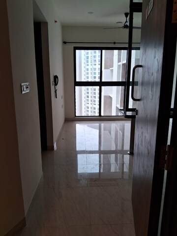Room in 1 BHK Apartment at Lodha Crown Quality Homes, Majiwada – for Rent
