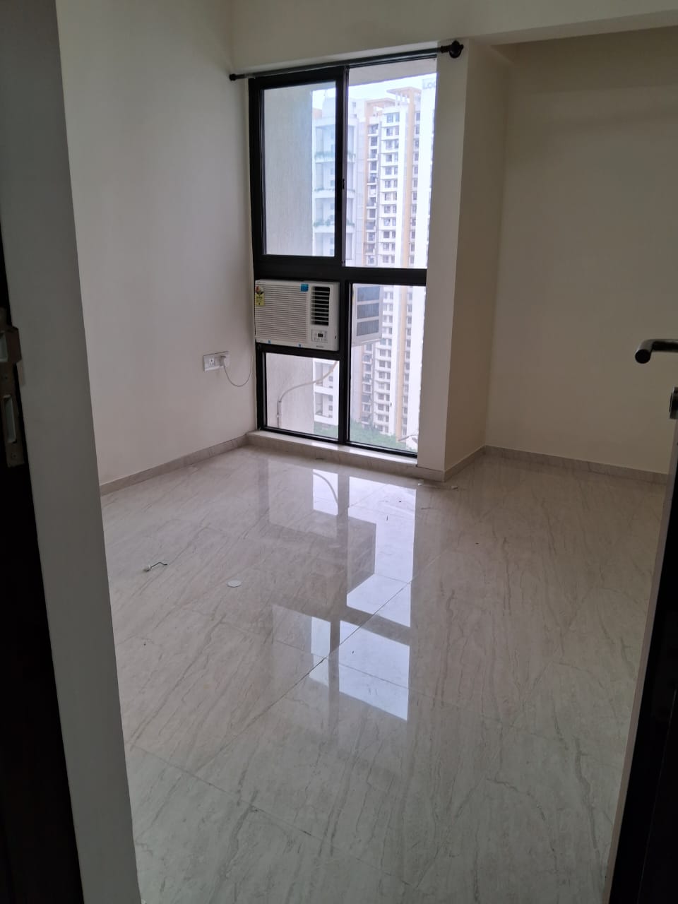 1 BHK + Pooja Room Apartment For Rent in Lodha Crown Quality Homes