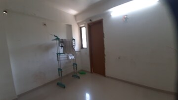 Room in 3 BHK Apartment at Sahaj Solarium, Vasna – for Rent