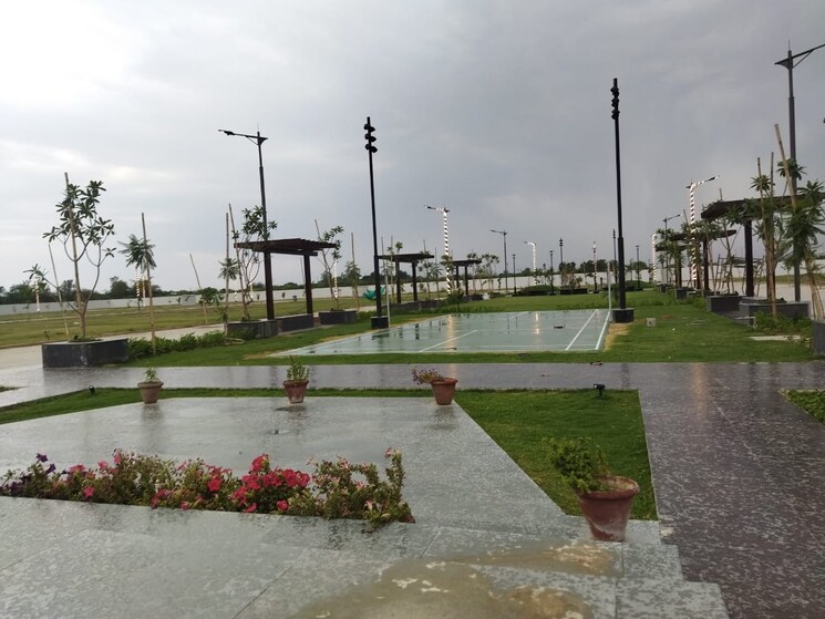 Exterior View, pardos-okas-enclave  1211 Sq.Yd. Plot In Sushant Golf City Lucknow 8649980