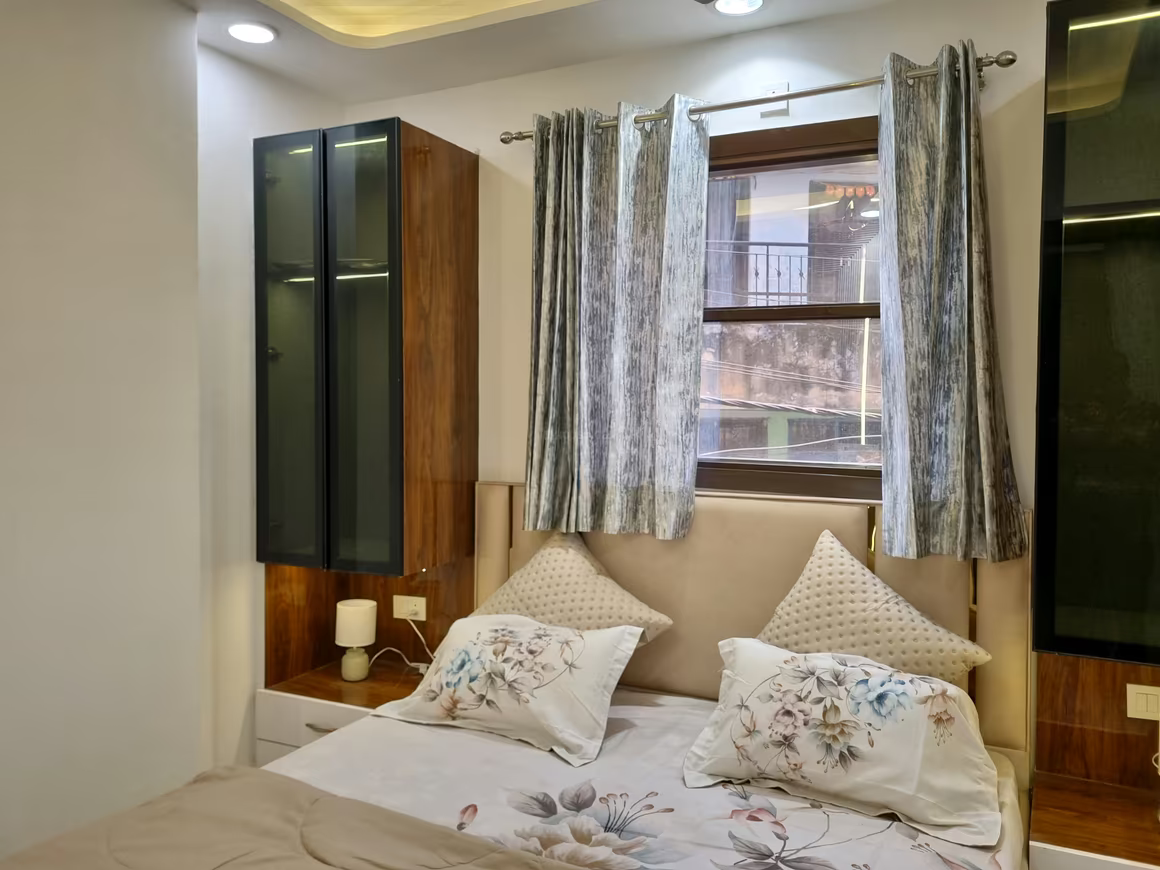 4 BHK Apartment For Sale in Shri Keshav Kunj Apartments