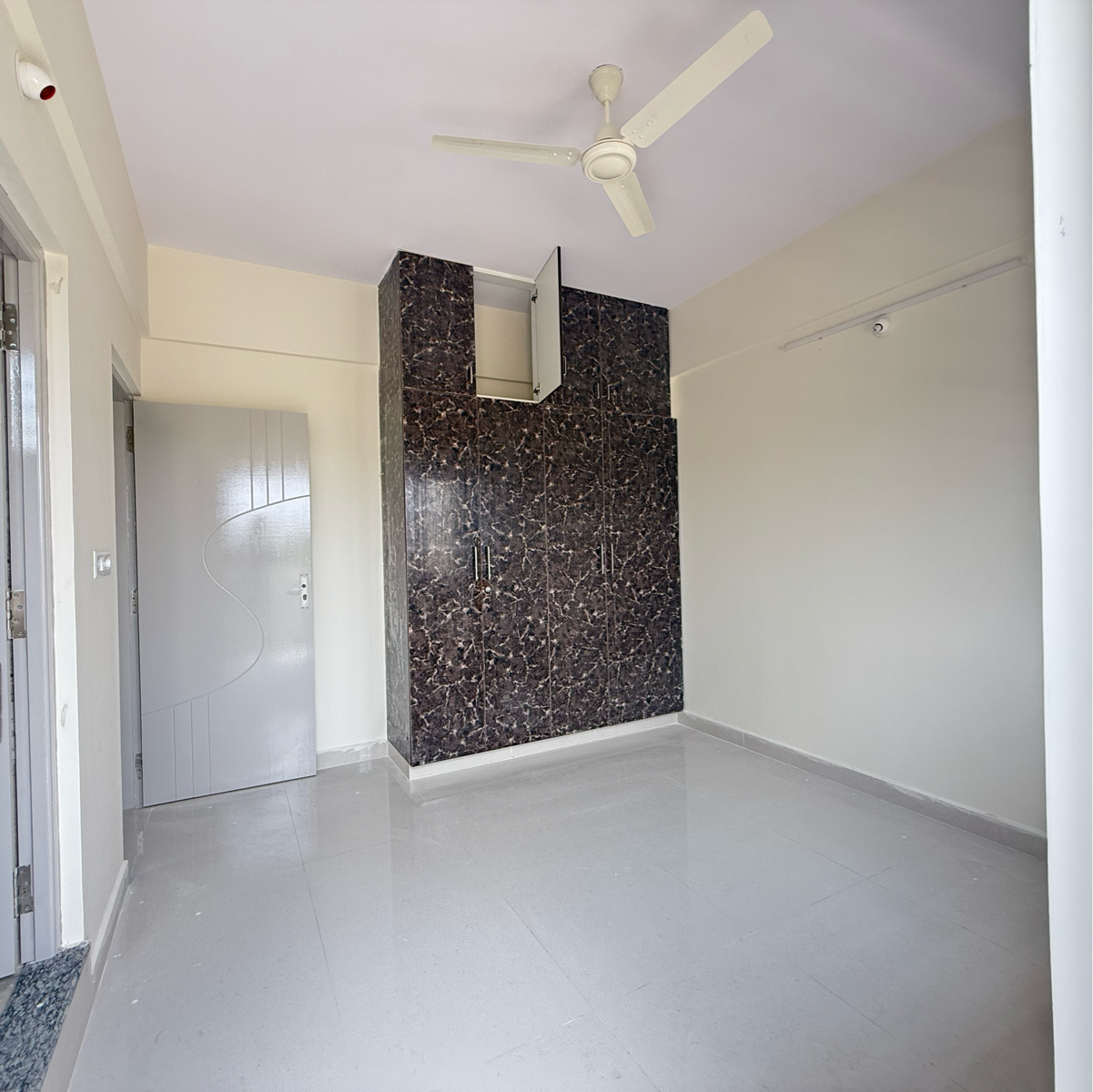 2 BHK + Servant Room Builder Floor For Rent in Bellandur