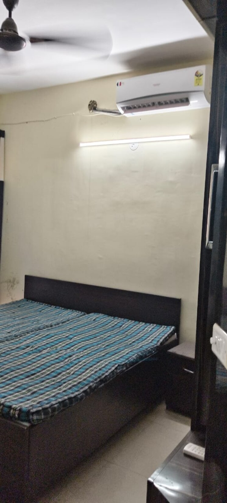 Bedroom, pyramid-urban-homes-2 2.5 Bedroom 645 Sq.Ft. Apartment In Sector 86 Gurgaon 8650608