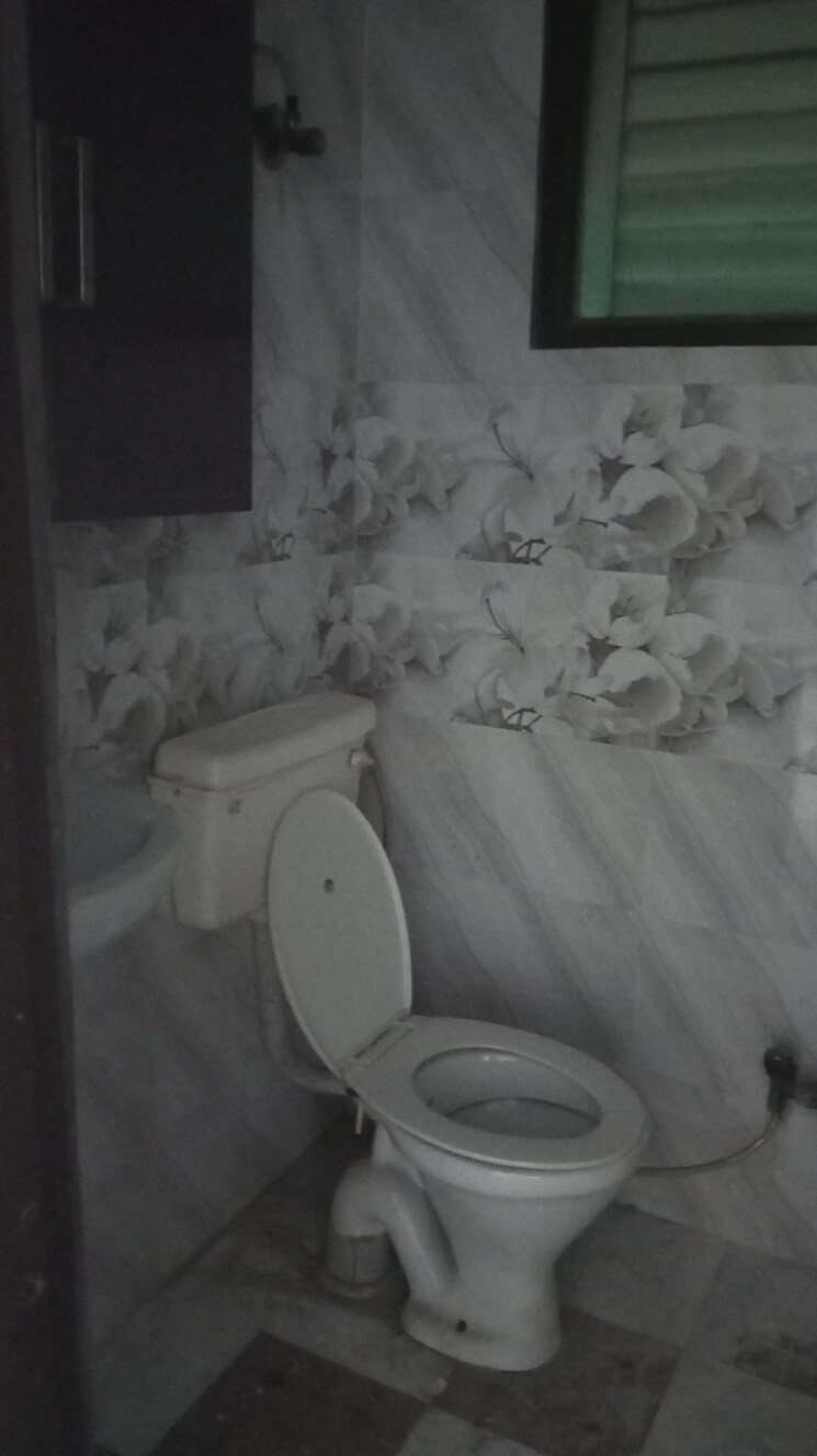 Bathroom, sector 46 2 Bedroom 1550 Sq.Ft. Independent House In Sector 46 Noida 8650164