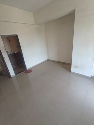 Room in 2 BHK Apartment at Shanti Rishita Apartment, Mira Road – for Sale