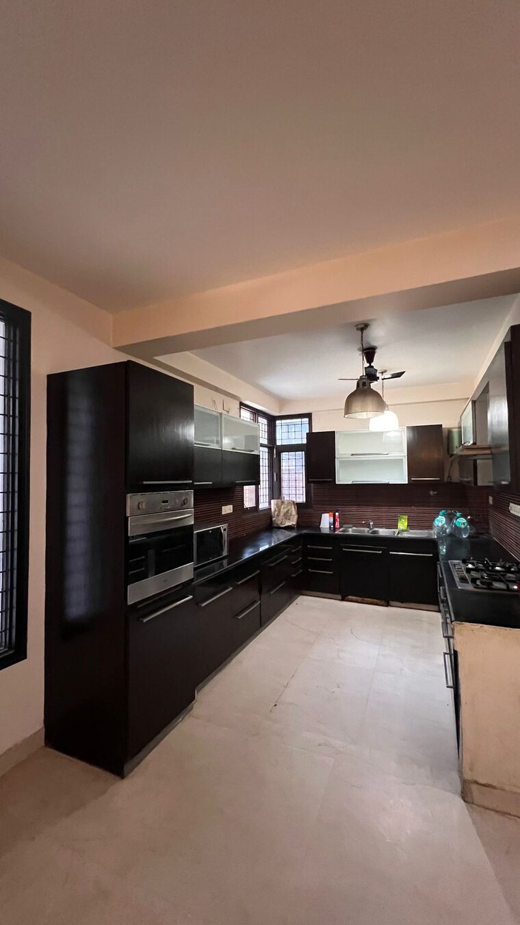 Kitchen, sushant lok iii 3.5 Bedroom 4000 Sq.Ft. Villa In Sushant Lok Iii Gurgaon 8650166