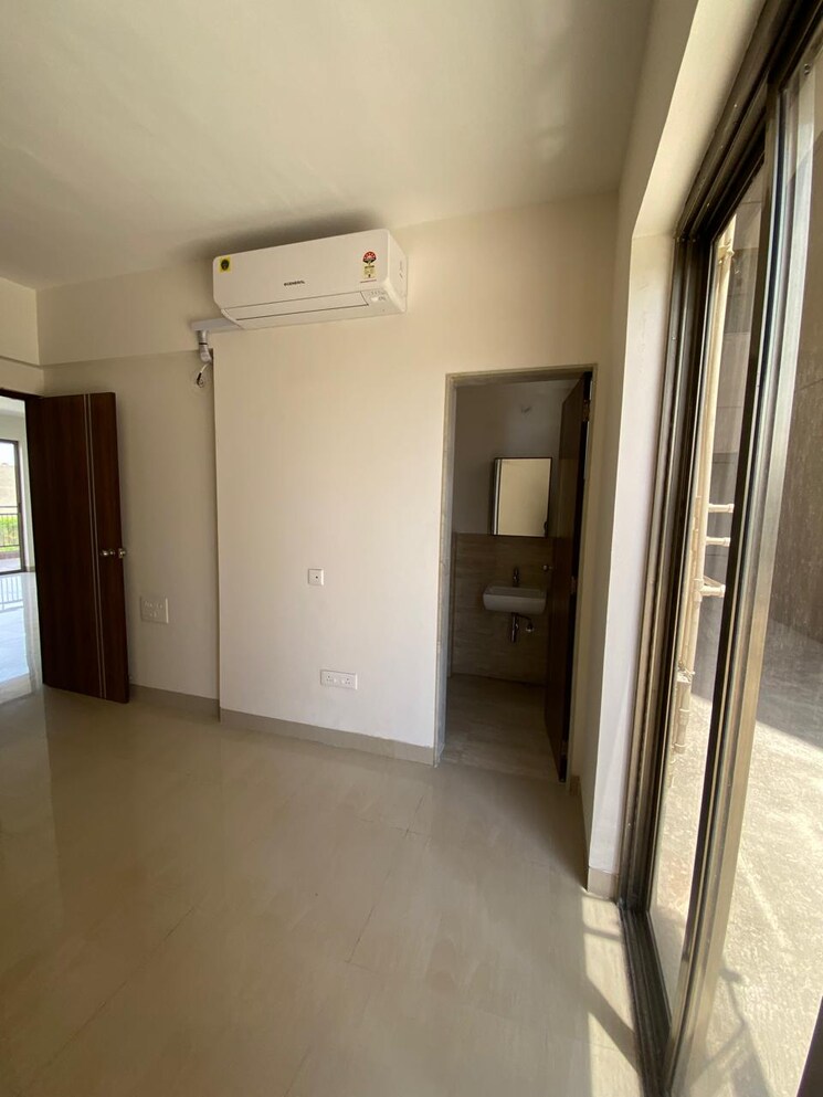 Room, wardha rd 3 Bedroom 1225 Sq.Ft. Apartment In Wardha rd Nagpur 8650171