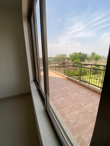 Balcony in 3 BHK Apartment at Wardha rd – for Rent