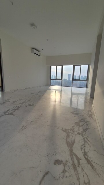 Room in 3 BHK Apartment at Piramal Aranya Avyan, Byculla – for Sale