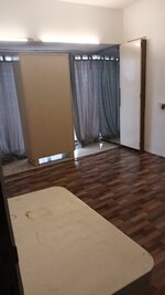 1 BHK + Extra Room 375 Sq.Ft. Apartment in Kini Tower