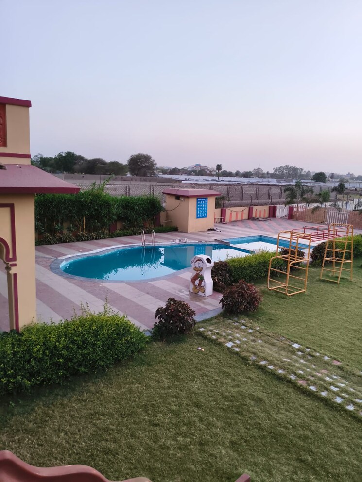 Swimming Pool, mayakhedi 3.5 Bedroom 900 Sq.Ft. Independent House In Mayakhedi Indore 8650410