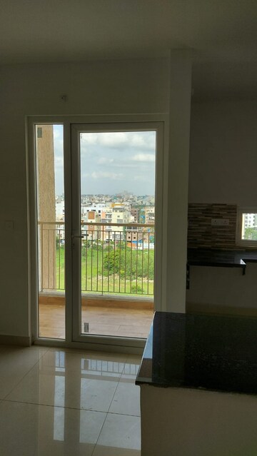 Room in 2 BHK Apartment at INDIS Viva City, Kondapur – for Sale