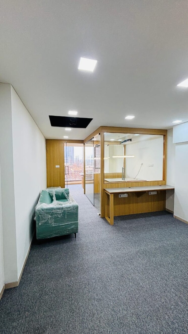 Team Area, ambli Commercial Office Space 750 Sq.Ft. In Ambli Ahmedabad 8650194