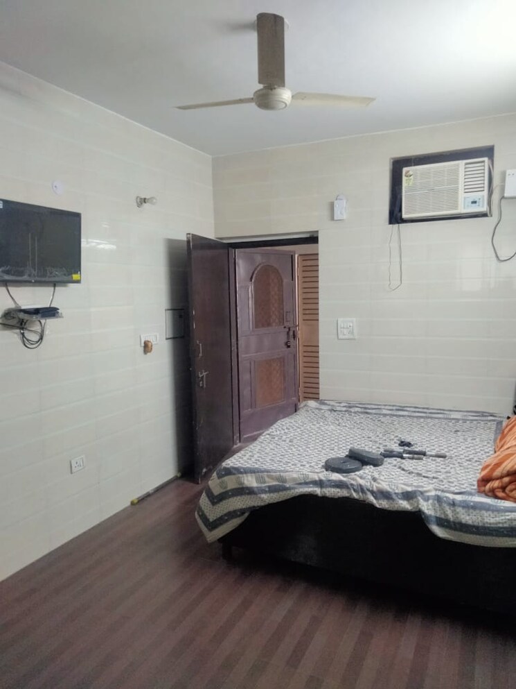  Parking, sector 50 4 Bedroom 2510 Sq.Ft. Apartment In Sector 50 Noida 8650325