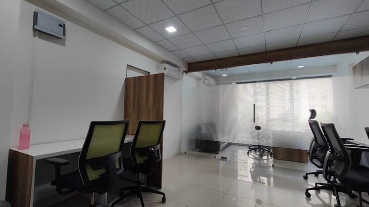 Team Area, goyal-titanium-heights Commercial Office Space 610 Sq.Ft. In Prahlad Nagar Ahmedabad 8650286