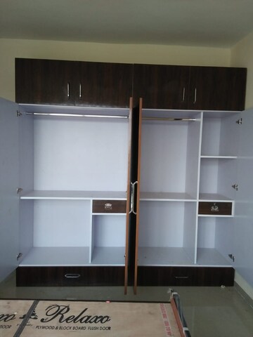 Furnished Amenities in 3 BHK Apartment at Gomti Nagar – for Rent